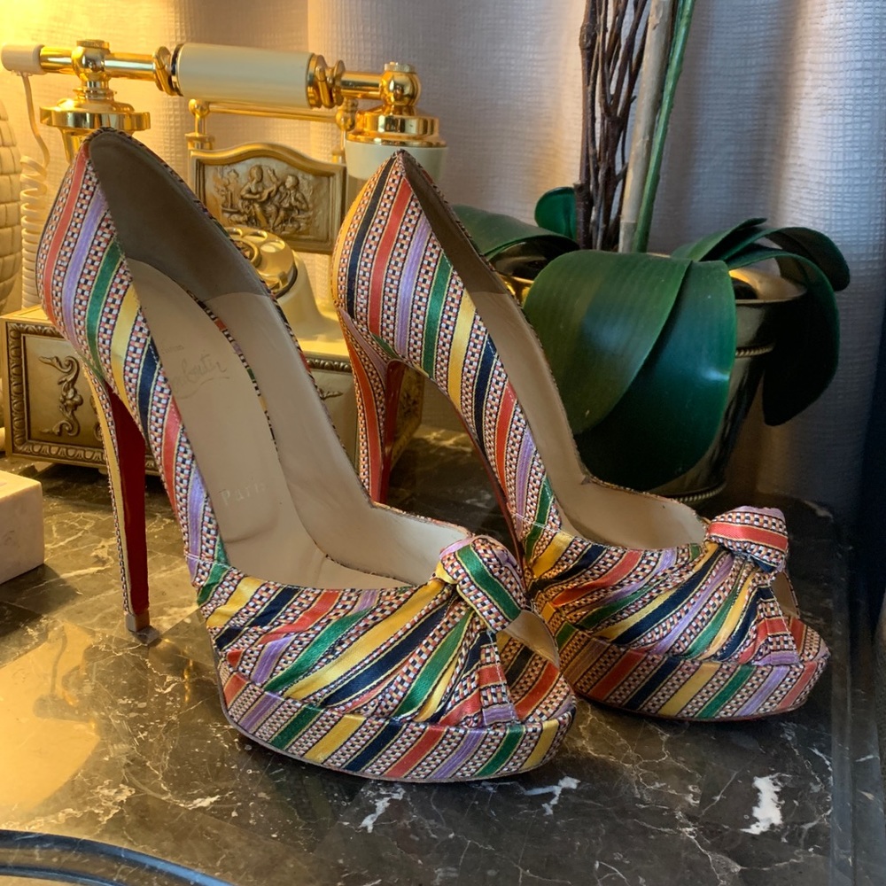 Beautiful and RARE Christian Louboutin